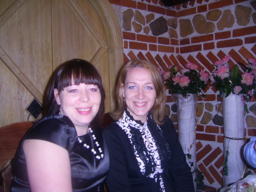 Girls 35 years old in a black swimsuit named Nadia Gracheva