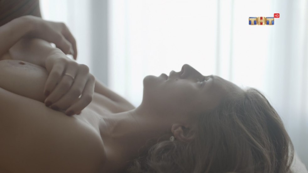 Maria Shumakova Naked in the series "Sweet Life"