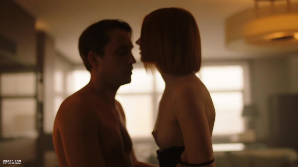 Cafe de Flore Film Erotic scenes