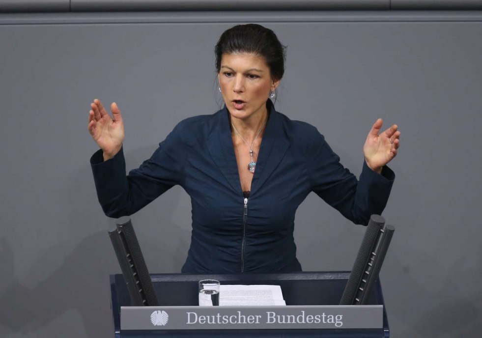 Sahra Wagenknecht legs