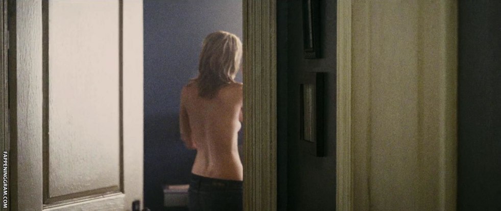 Ricky Lindhum undressed