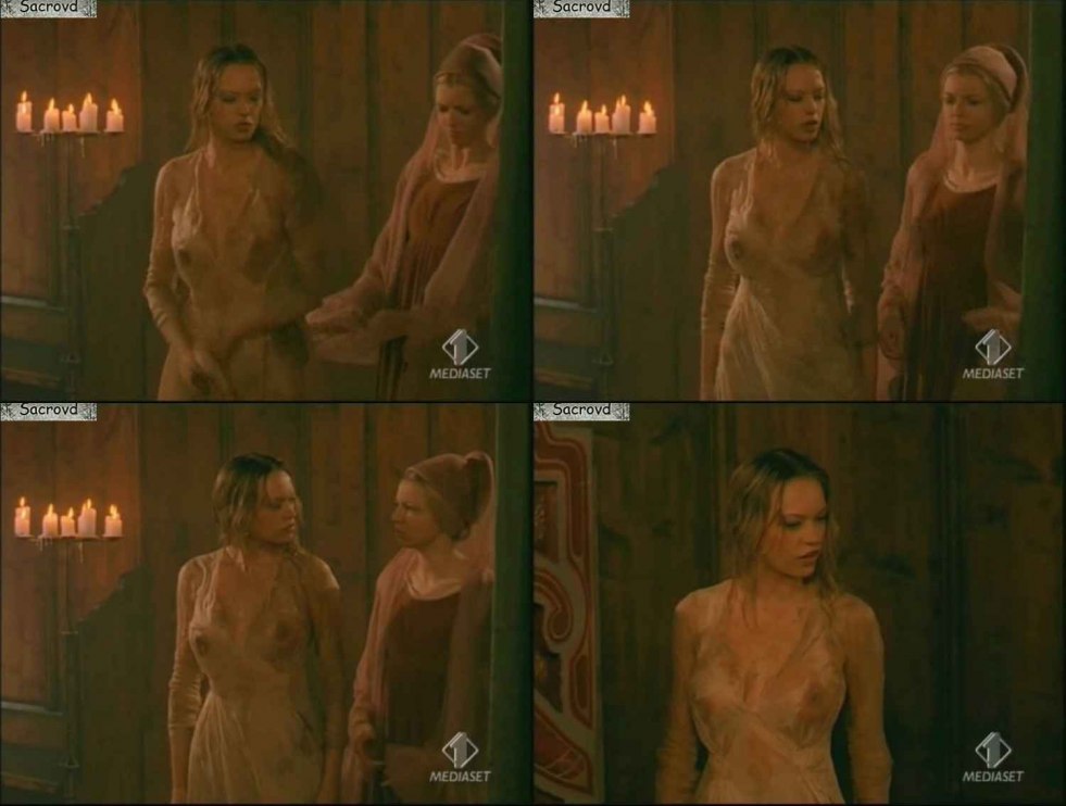 Naked actress Anna Tsukanova