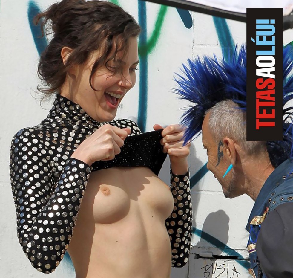 Accidentally showed naked chest