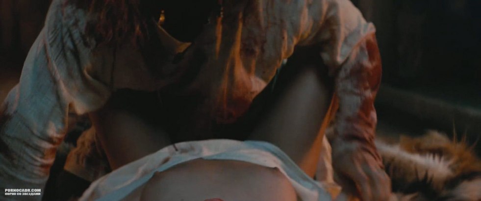 Alexandra Bortich scene