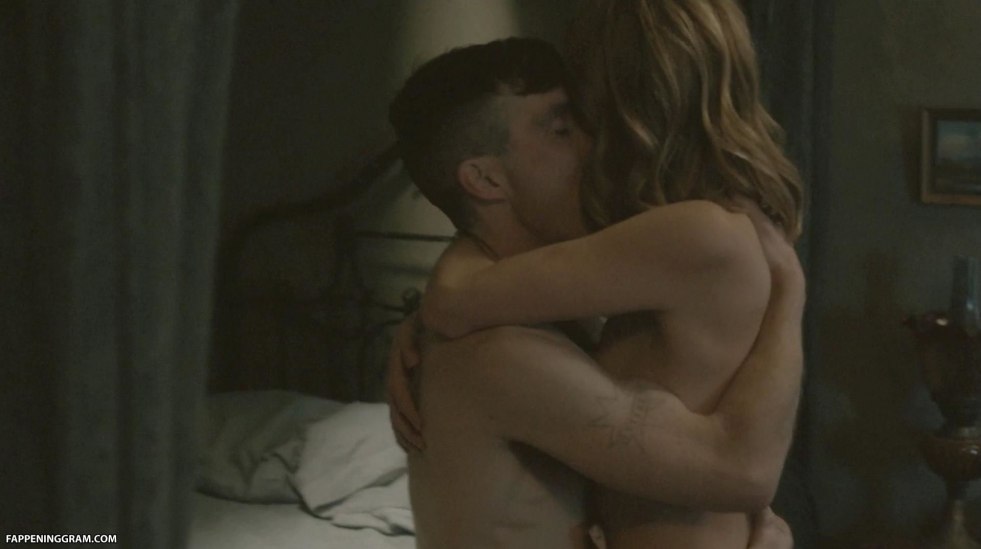 Annabelle Wallis Naked
