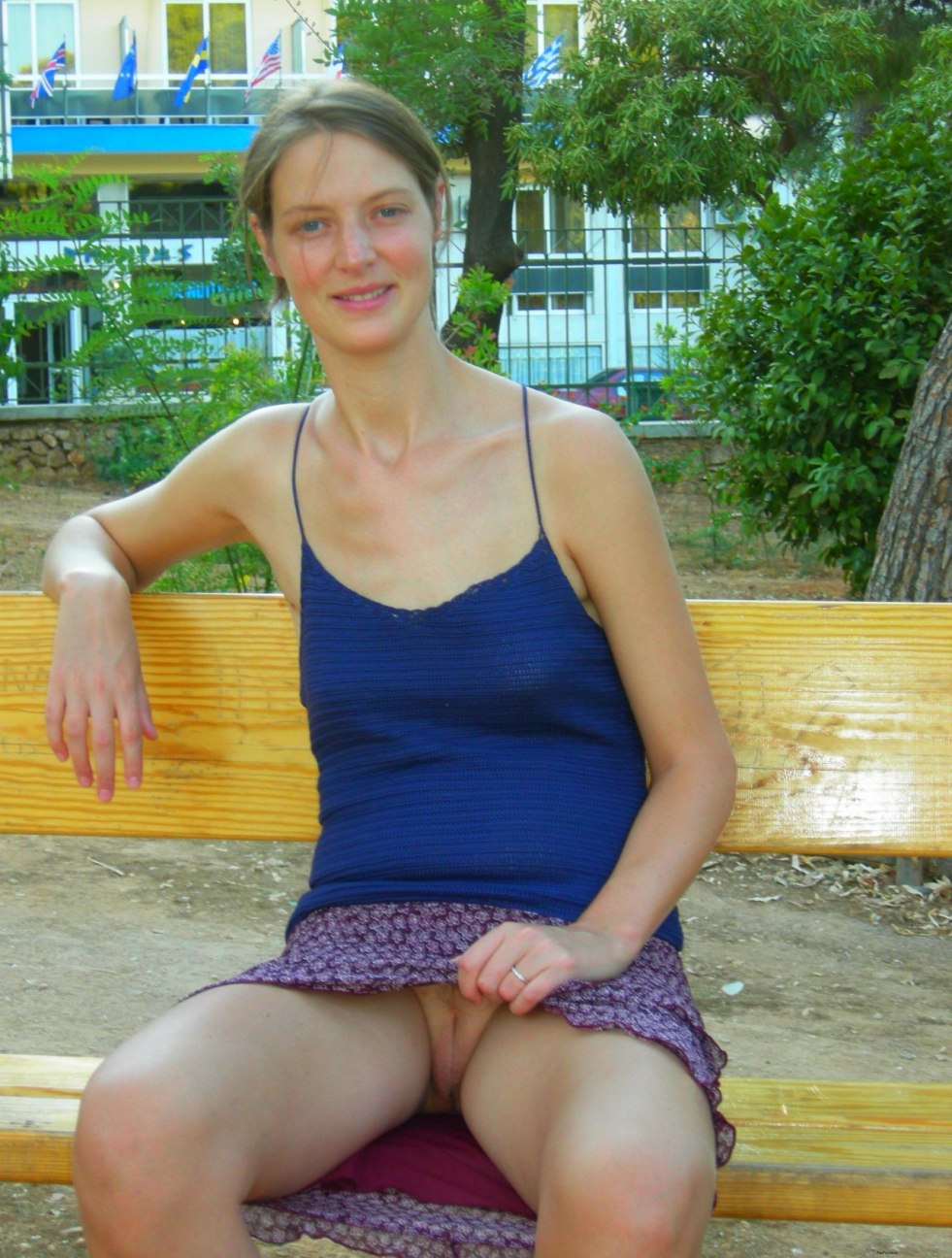 Ladies on vacation without panties