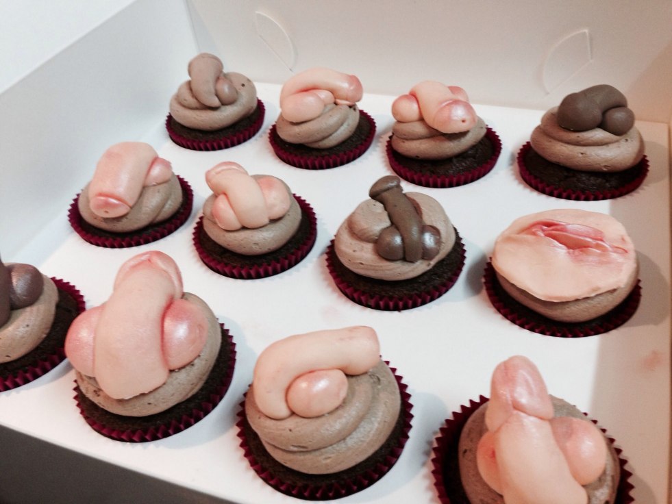 Cupcakes in the form of a member