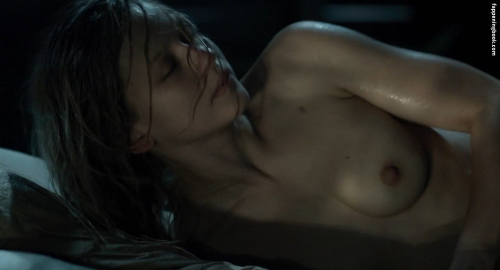 Julia Snikir photo naked