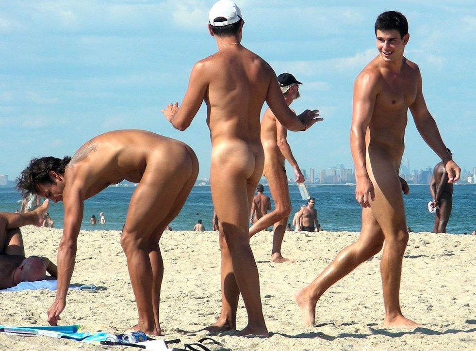 Naked guys on Natarist Beach