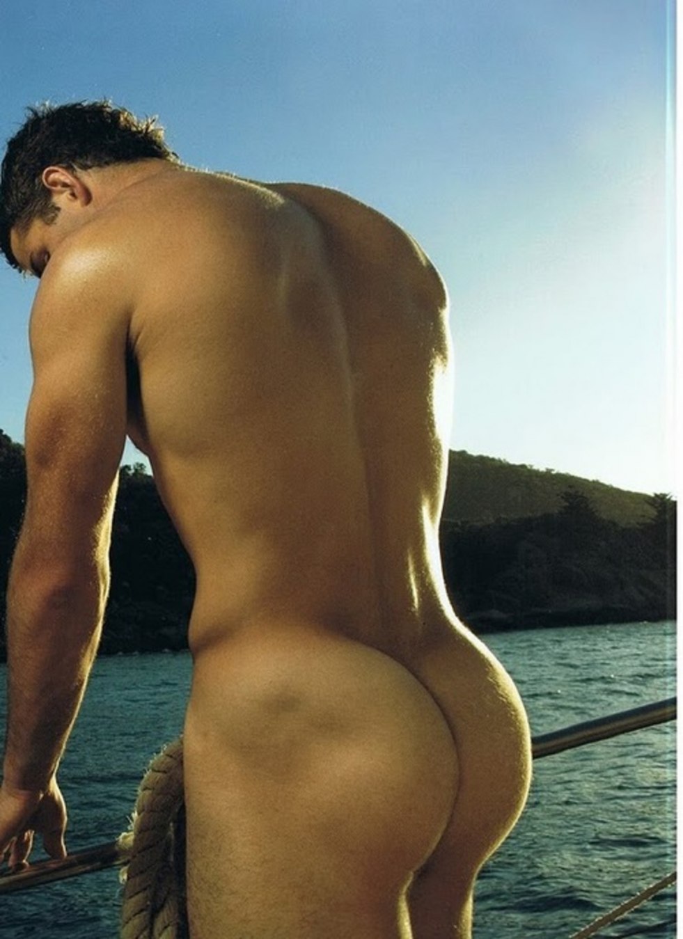 Super naked priests men