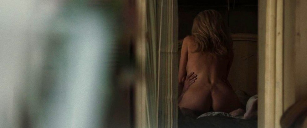 Kim Basinger naked in a movie