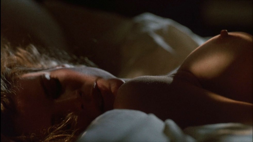 Kim Basinger naked in a movie