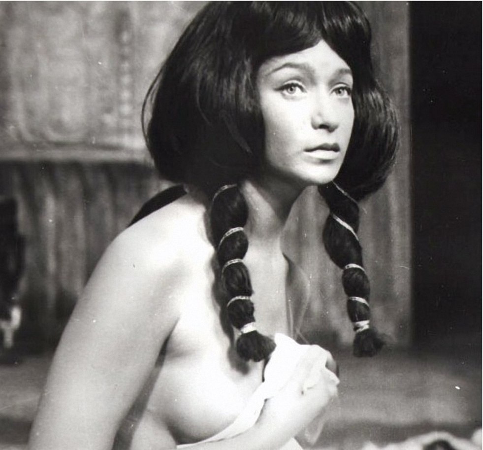 Naked Barbara Brylska Pharaoh 1965