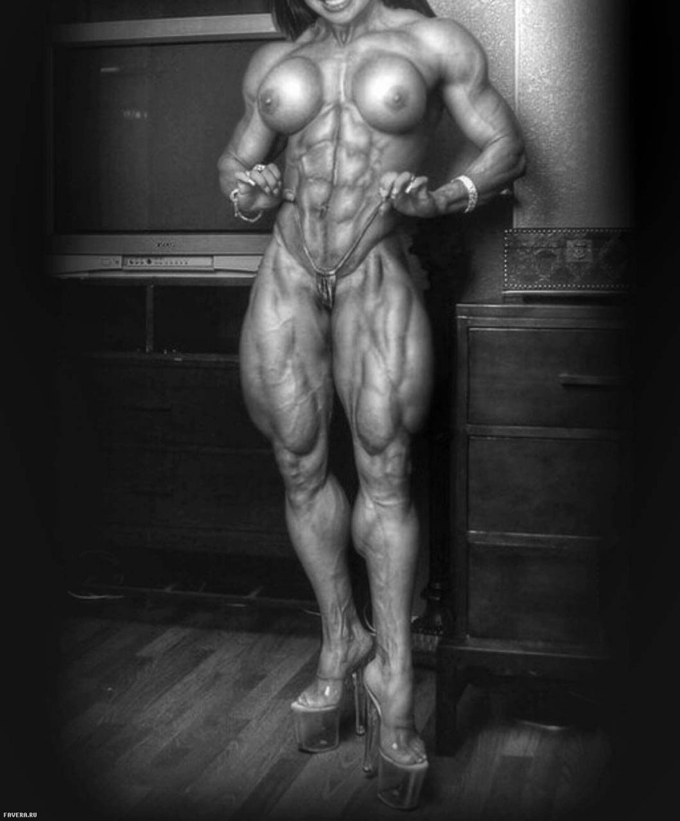 Naked fitness bikinisters