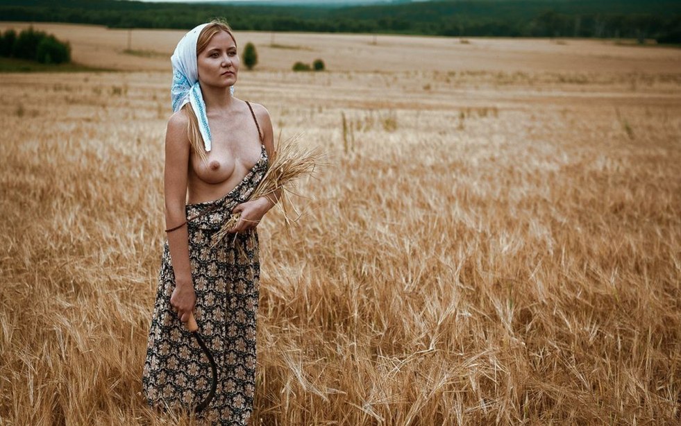Beautiful peasant nu