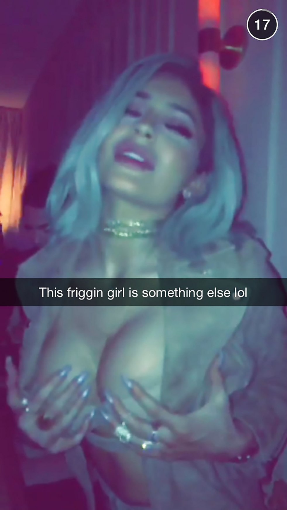 Kylie Jenner naked tits