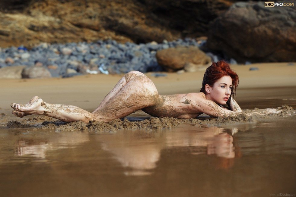 Girls big breasts in mud