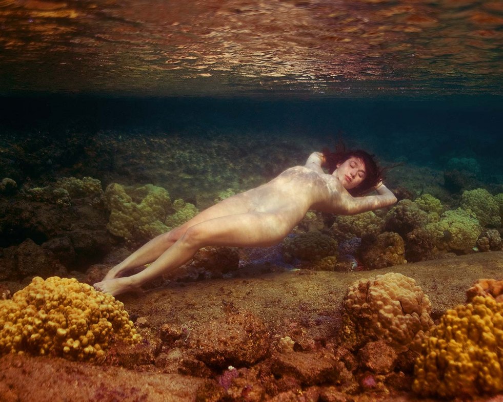 Underwater shooting of naked women