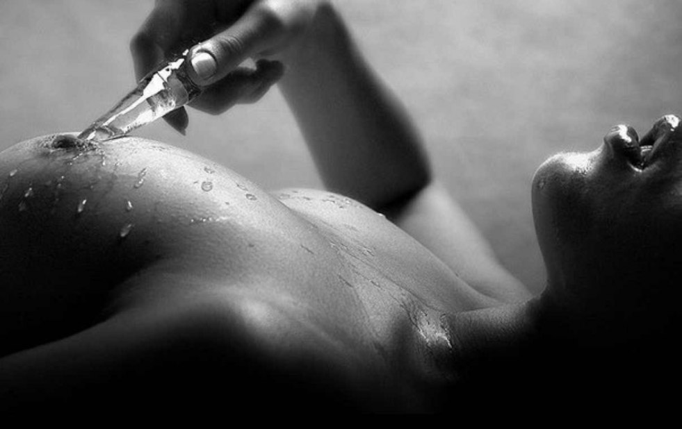 Aleksis Fox inkjet orgasm