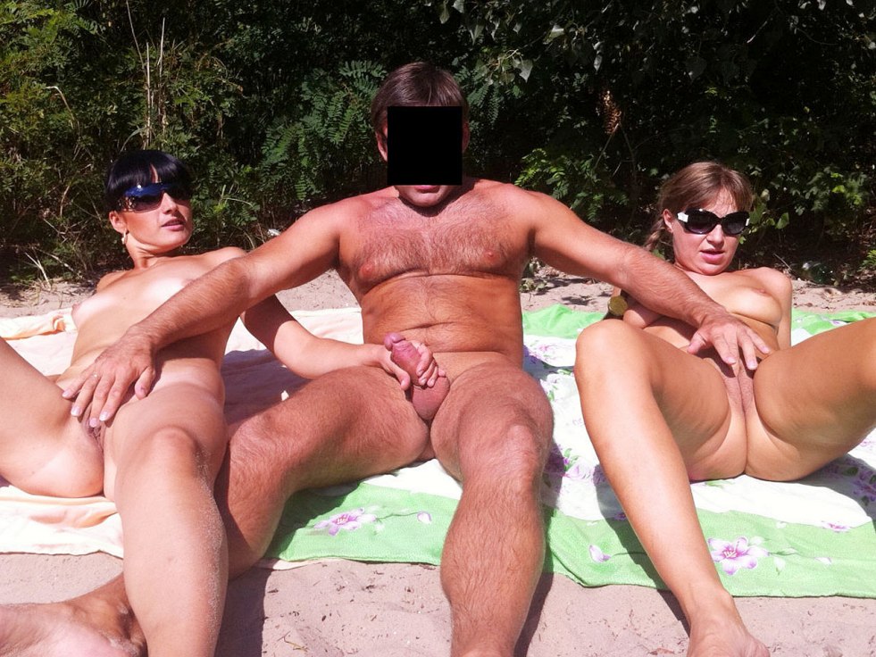 Amateur gangbang on the beach