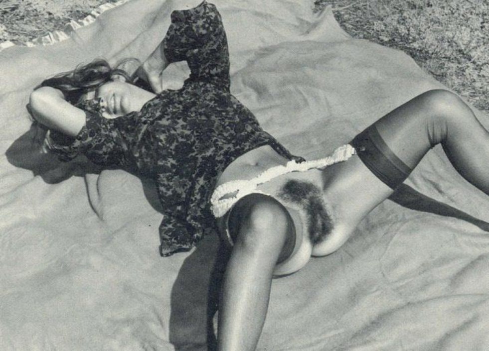 Retro women without panties