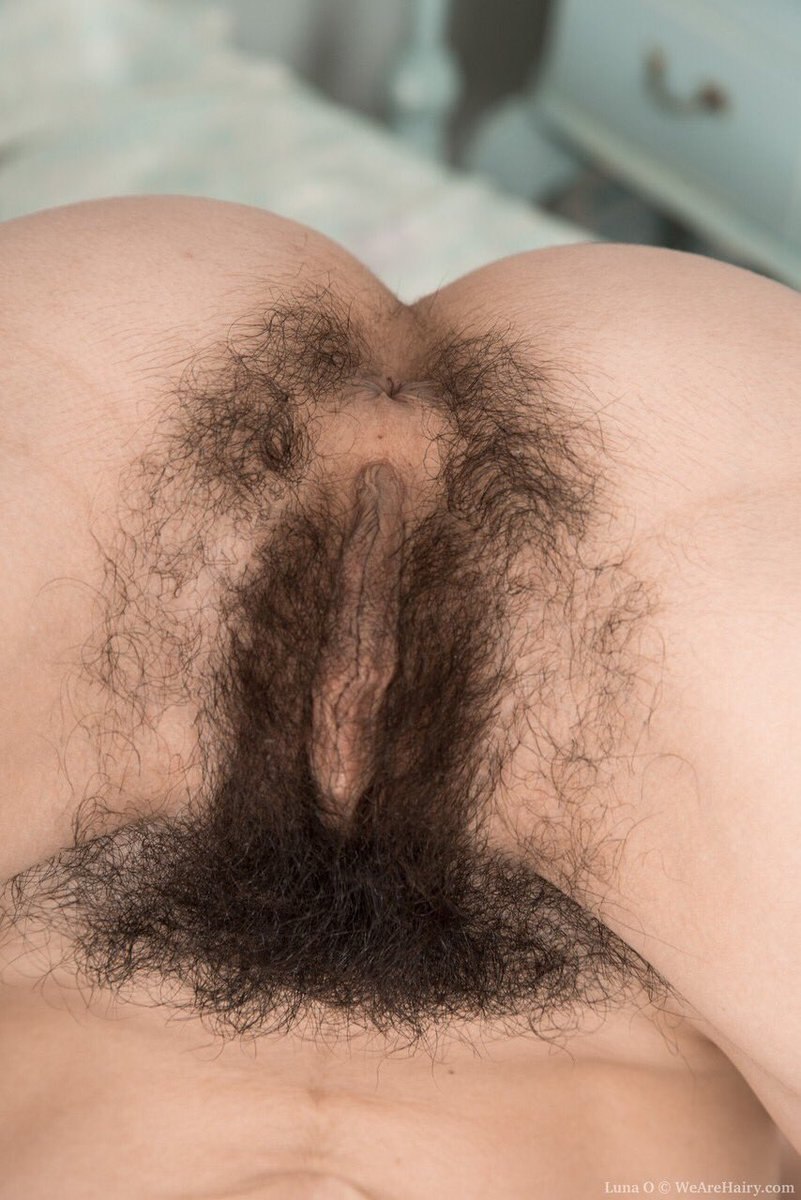 Hairy female ass