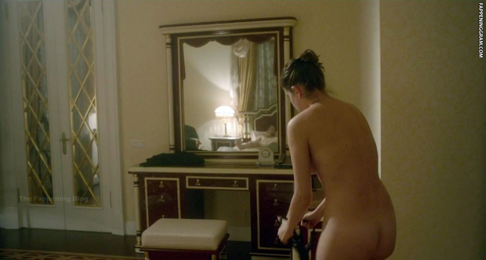 Anna Chipovskaya nude in films