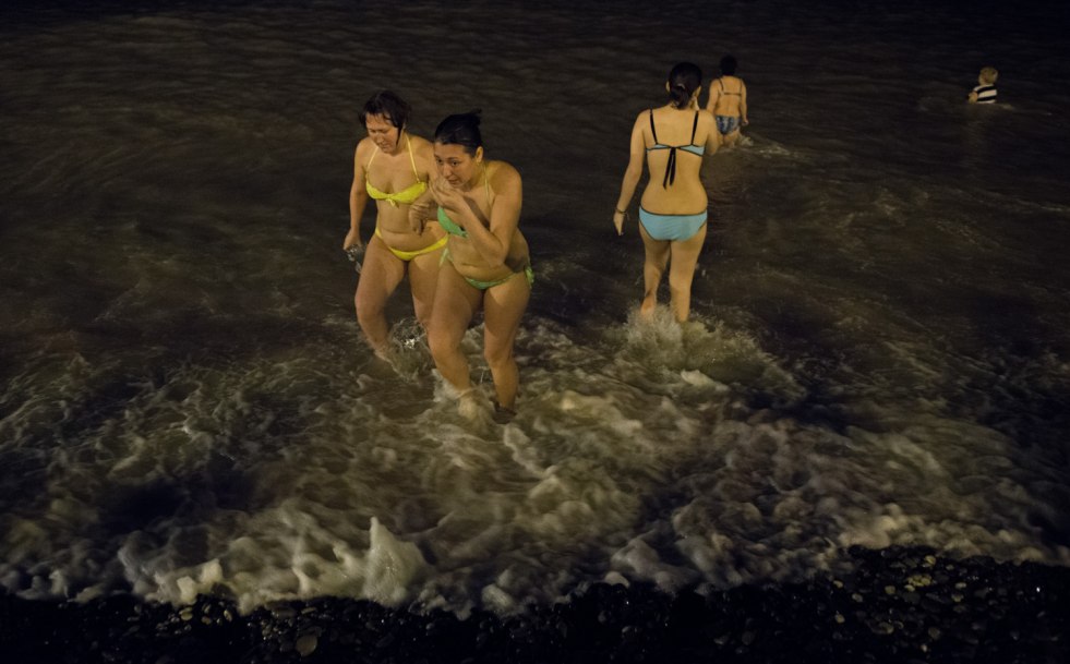 Paparazzi on the beach