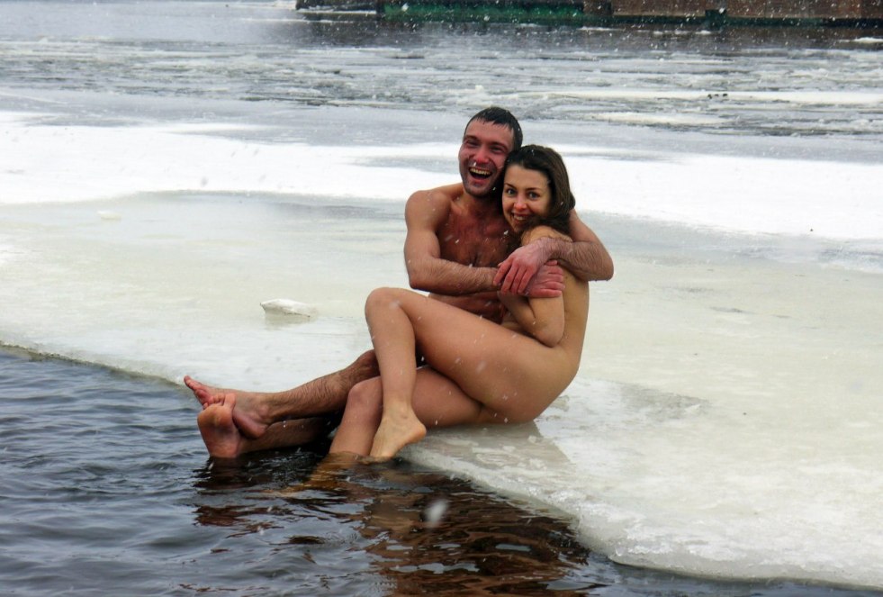 Girls on Lake Havasu