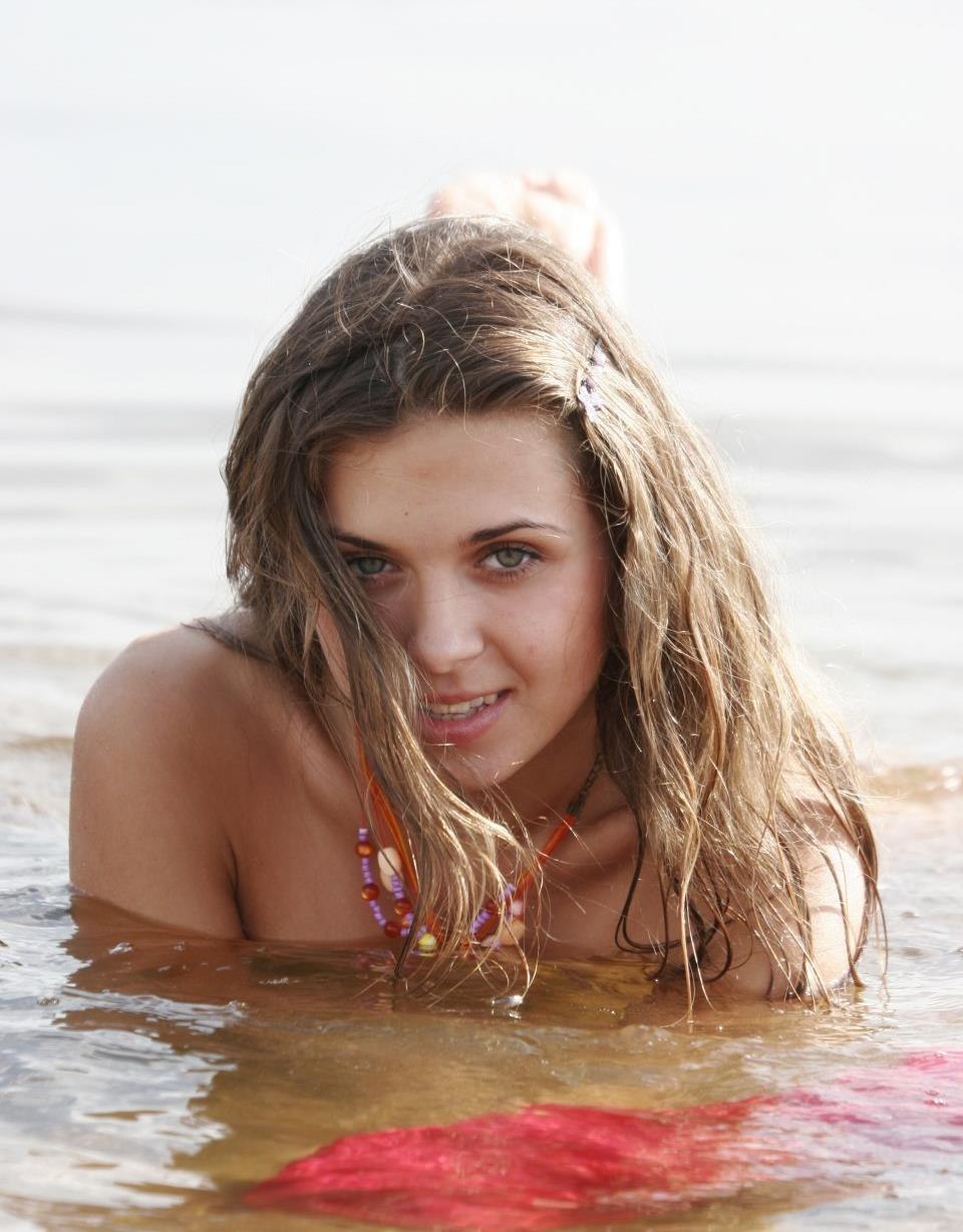 Olesya Ladina Actress Naked