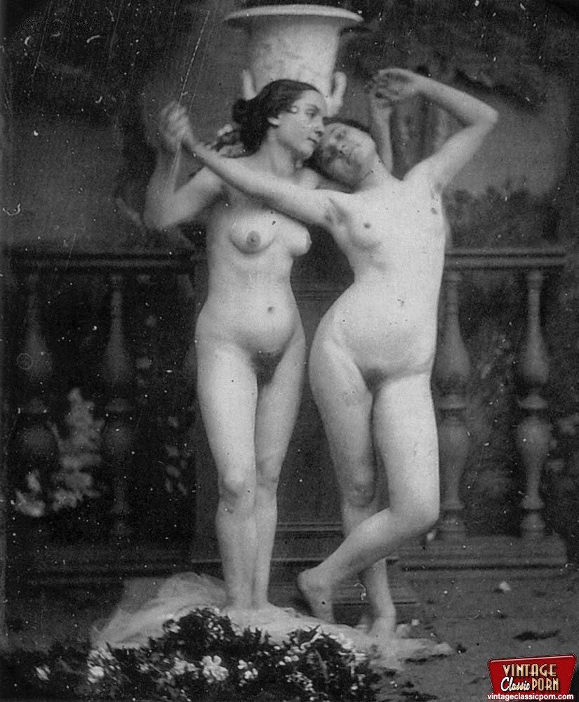 Naked women in the past