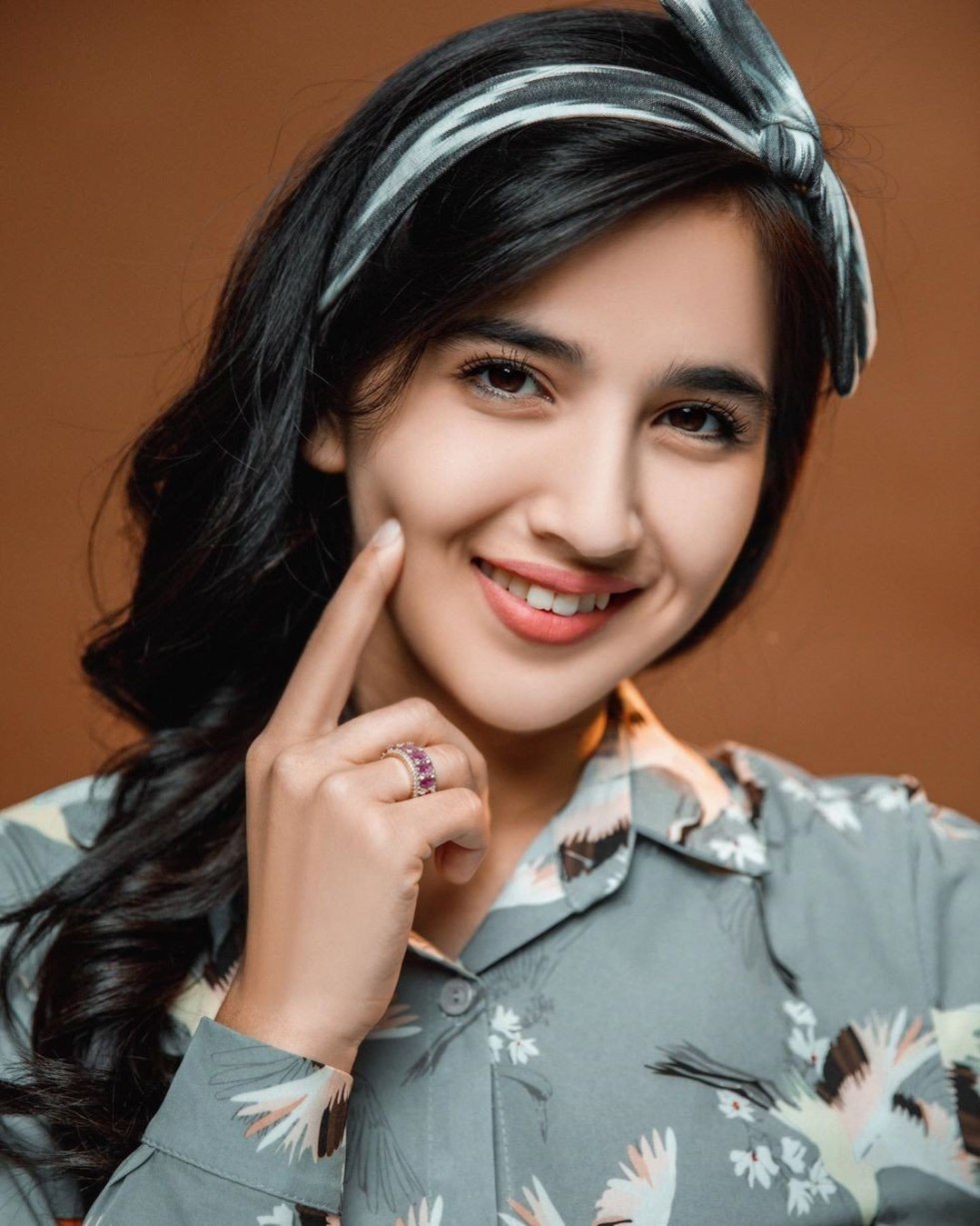 Durdona Qurbonova Instagram