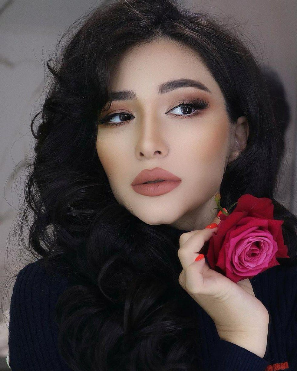 Durdona Kurbonova Rasmlar 2021