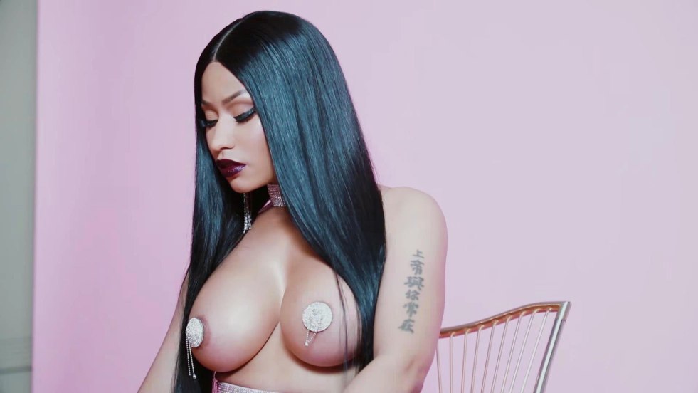 Naked naked Nicky Minaj
