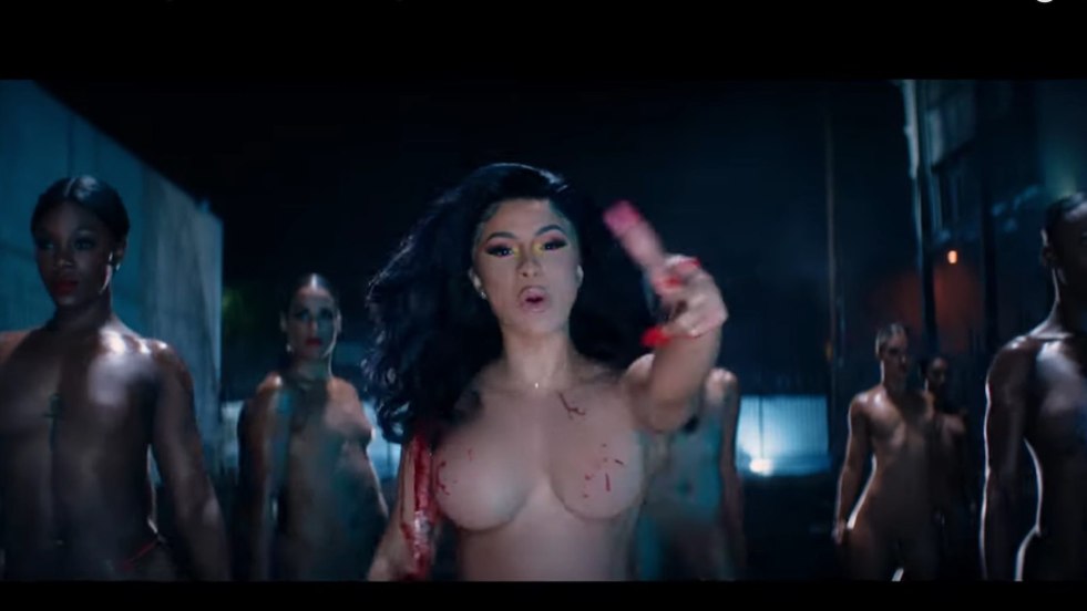 Hot photo Cardi b shit