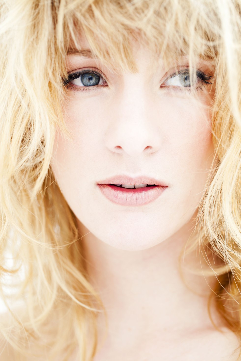 Liz Hurli in a bikini