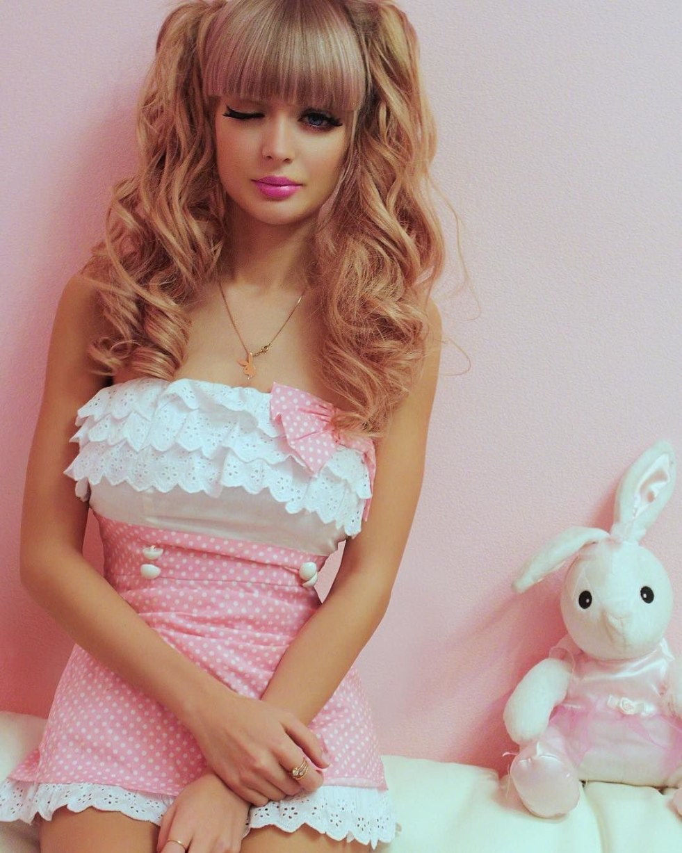 Angelica Kenova 2020