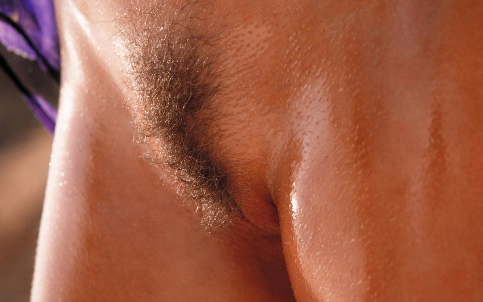 Beautiful smooth pubic girls