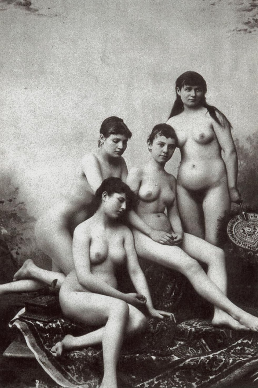 Naked women in the past