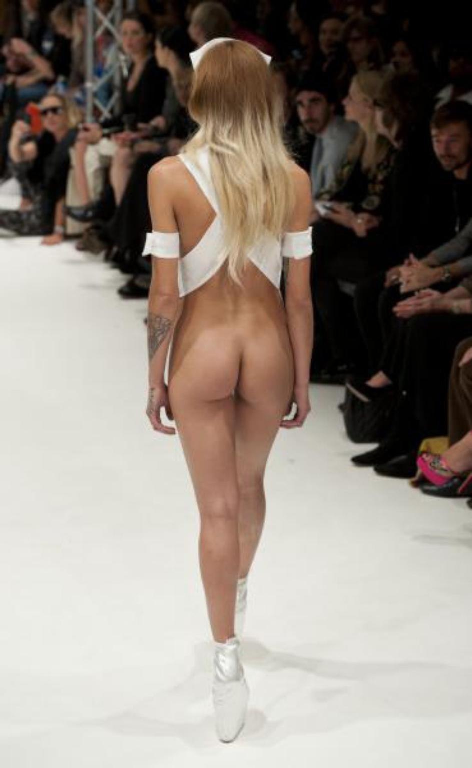 Casting Naked according to the catwalk