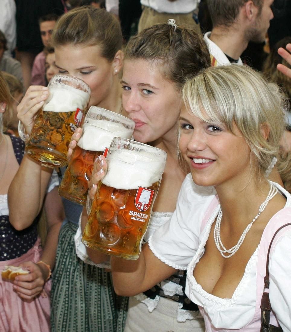 German at Beer Festivals (79 photos)