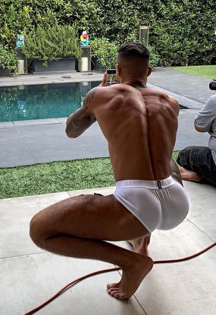 Beautiful ass transvestites