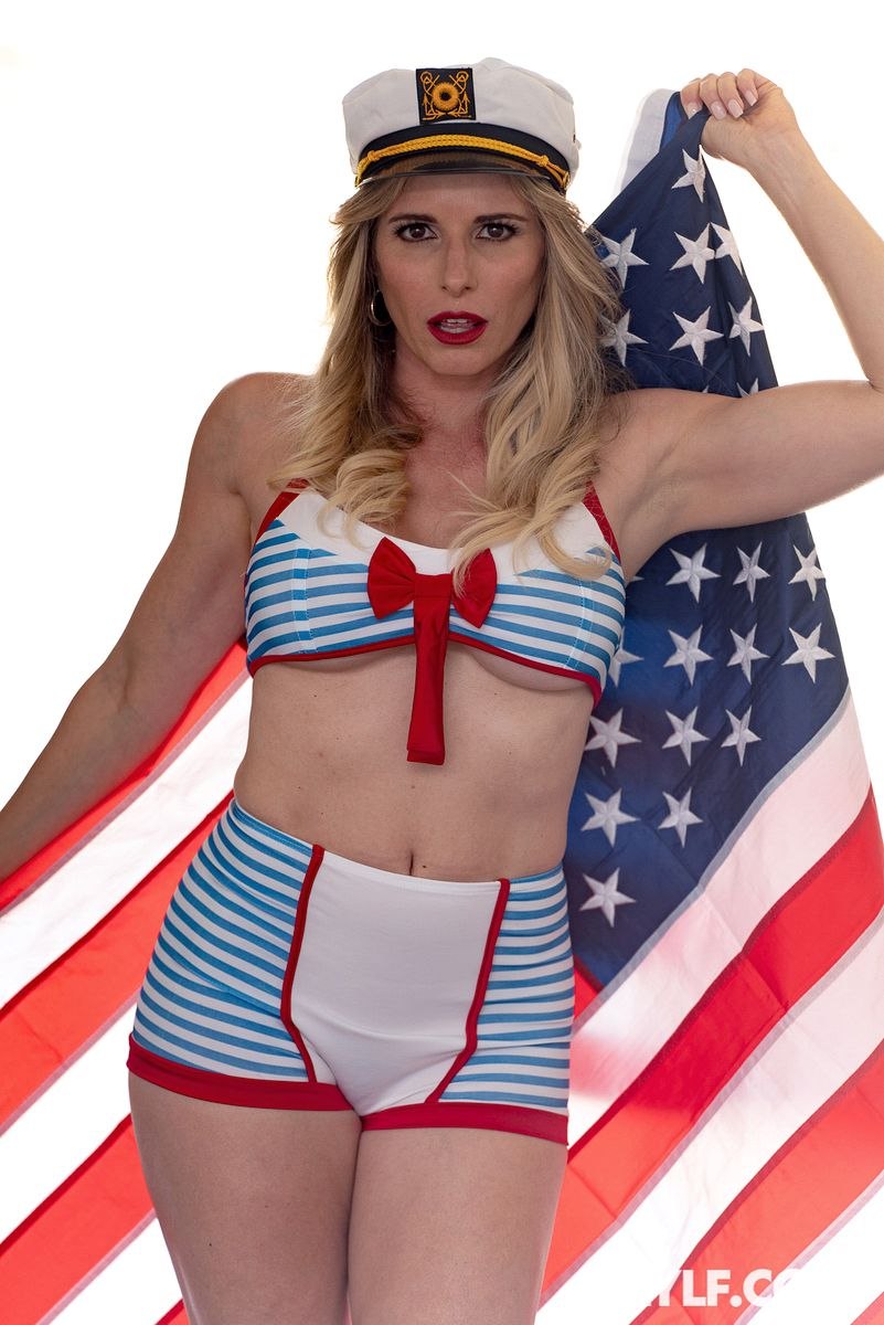 Joi/Joe Thread #17! (Jerk OFF Instructions/ Encouragement) & on Russian