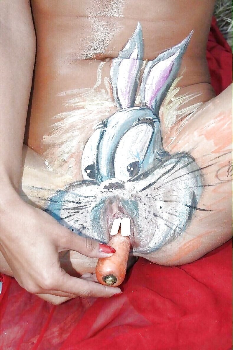 Bodiart on women's genitals