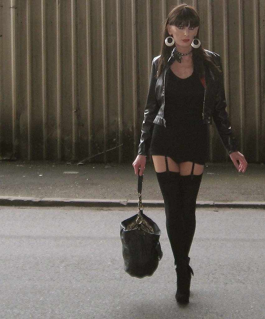 Beautiful girls on the streets of America