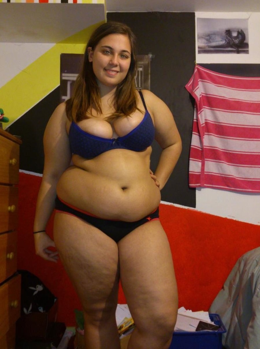 Chubby naked amateur