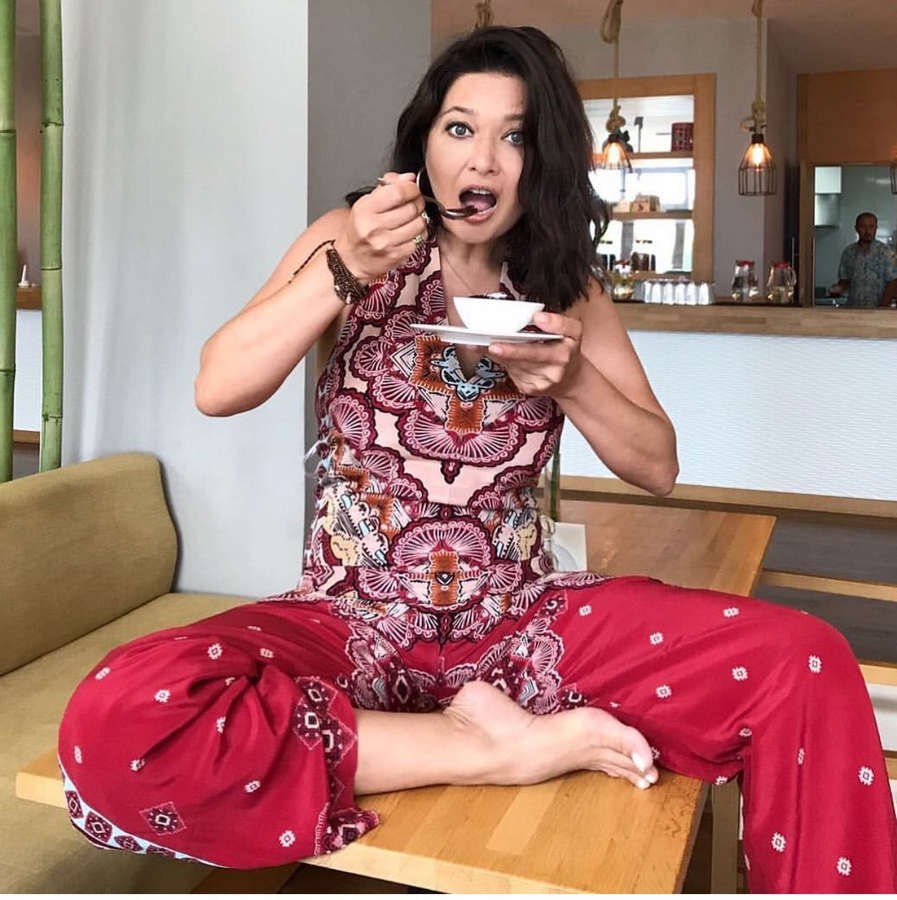 Sunny Leon secretary-noggory