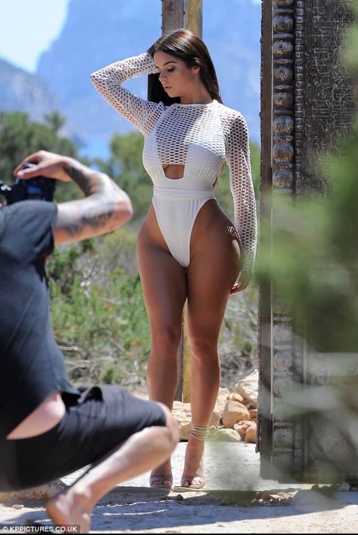 British model Demi Rose (Demi Rose)