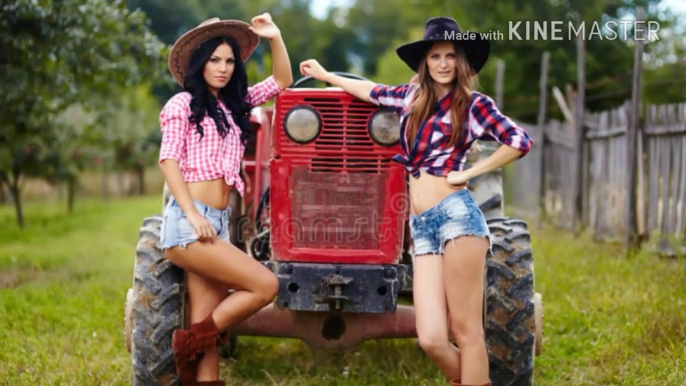 OKEECHOBEE MUDDING MUD Trucks Gone Wild