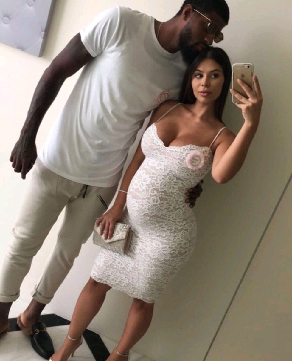 Young beautiful bisexuals